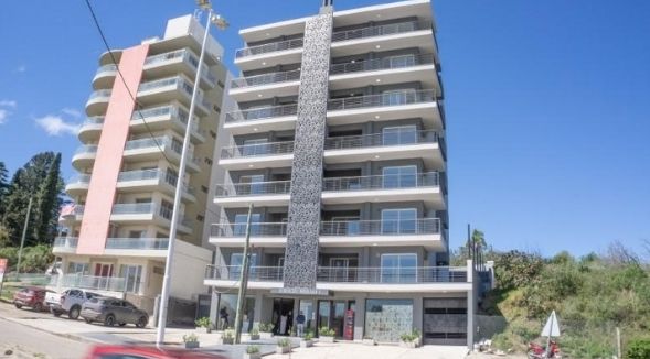 Meraki 1, fachada